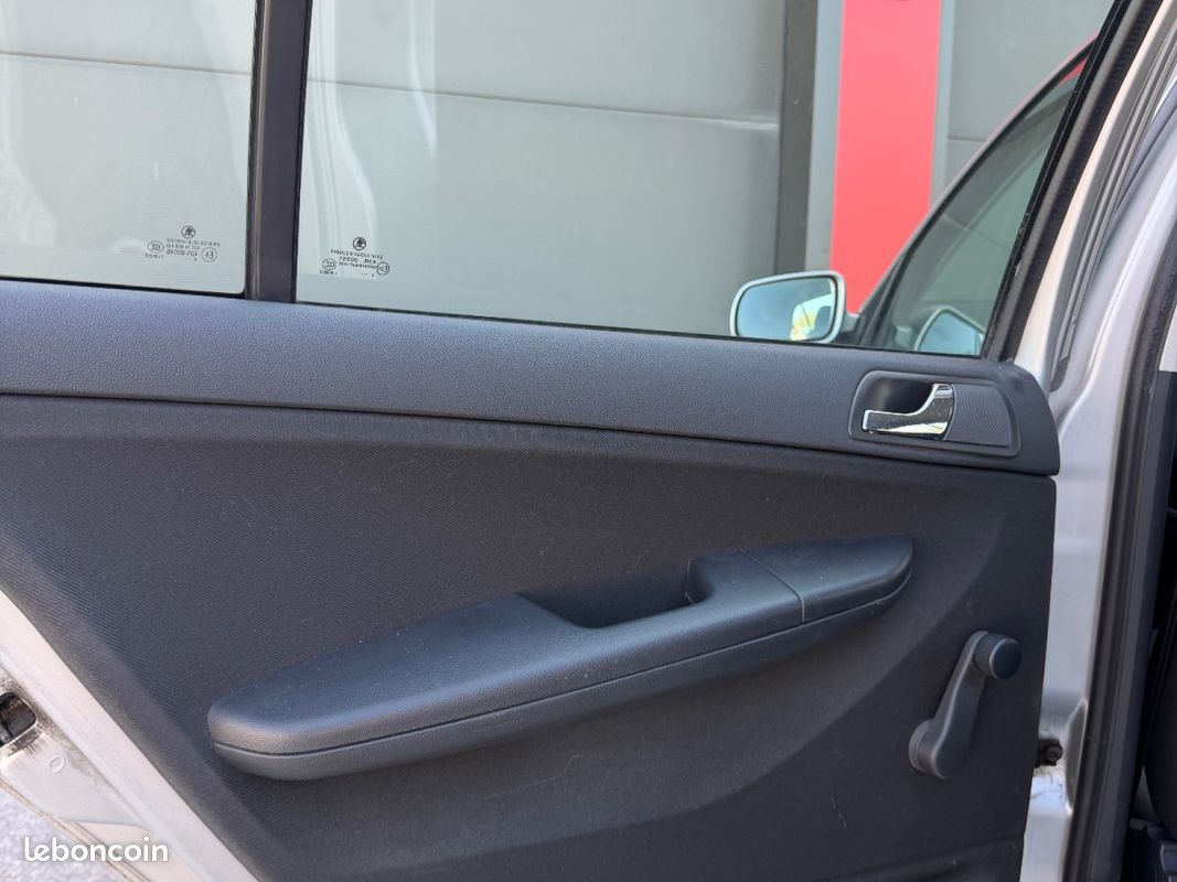 Skoda fabia 1.4 16v - 100 s (image 8)