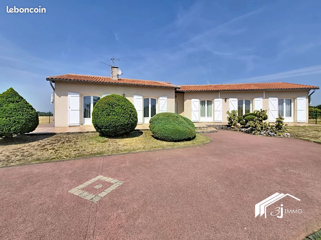 Maison 5 pièces 136 m² · à Merville · 136 m² · 385 000 €