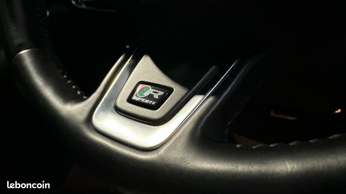 Jaguar F-Pace V6 3.0 300 BVA8 R Sport (image 20)