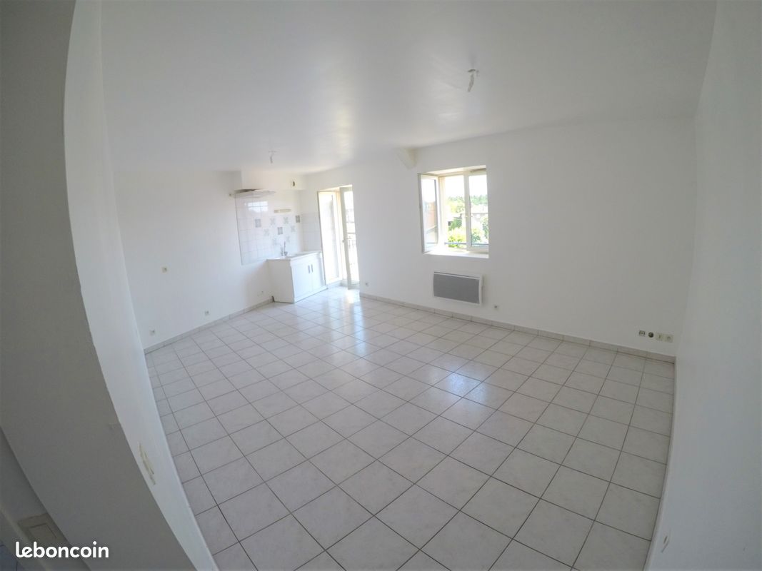 Appartement 2 pièces 49 m² · à Beaurepaire · 49 m² · 470 €