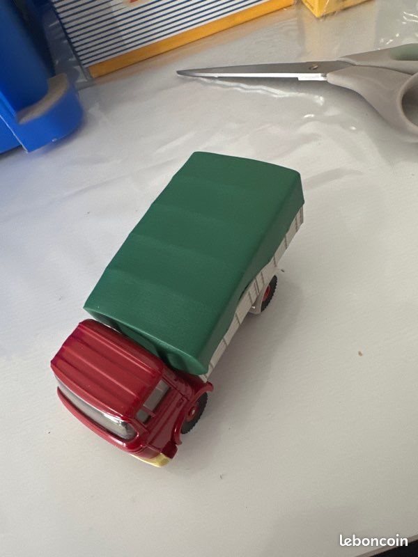 Dinky Toys - 1:43 - Berliet GAK Bétaillére réf 577 - Catawiki