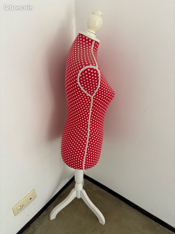 Mannequin couture (image 2)