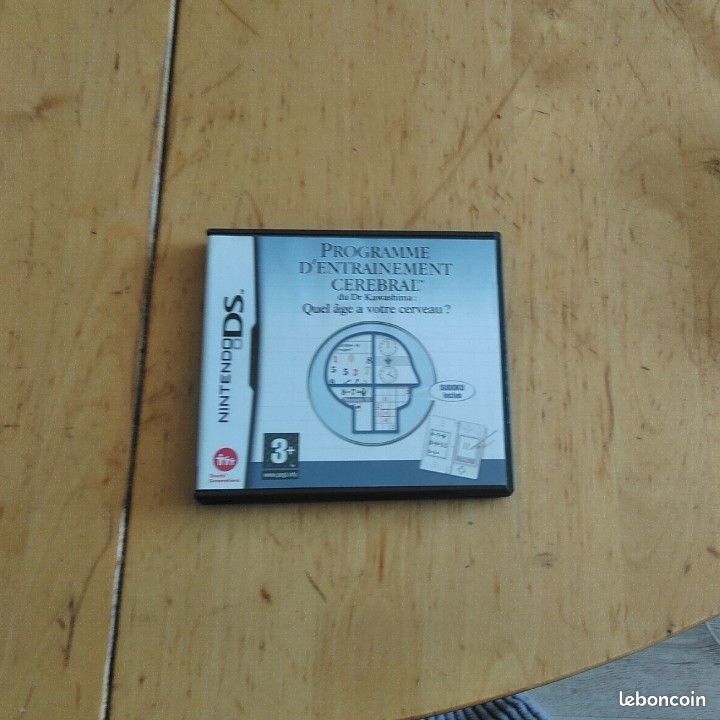 Jeu Nintendo DS programme d'entrainement cérébral du Dr KAWASHIMA