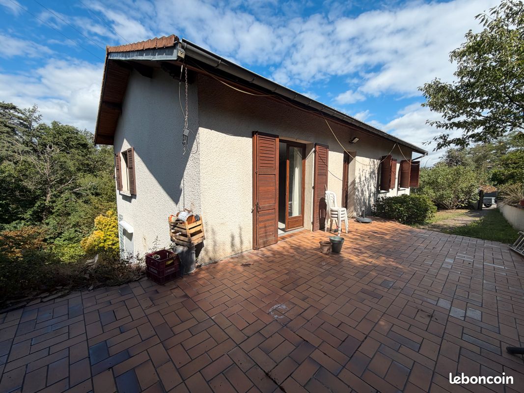 Maison 5 pièces 102 m² · à Saint-Just-Saint-Rambert · 102 m² · 280 000 €