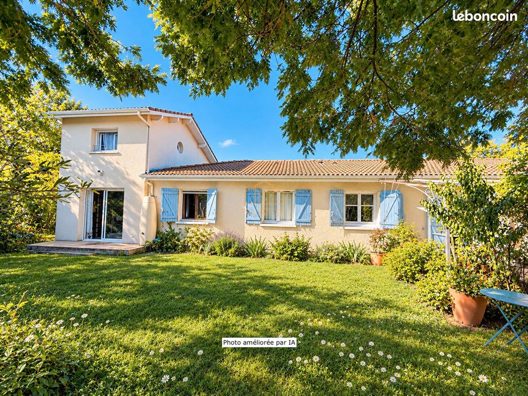 Maison 5 pièces 160 m² · à Pessac · 160 m² · 436 720 €