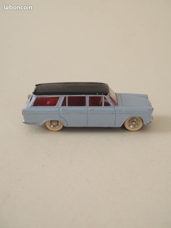 Dinky Toys - Échelle 1/43 - Fiat 1800 Familiale ref;548 - Catawiki