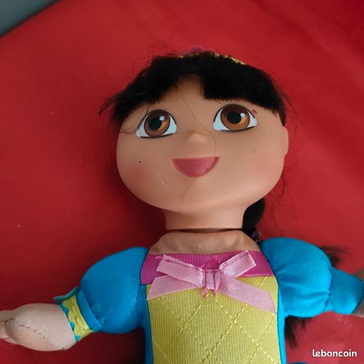 Poupée Dora l'Exploratrice (image 4)