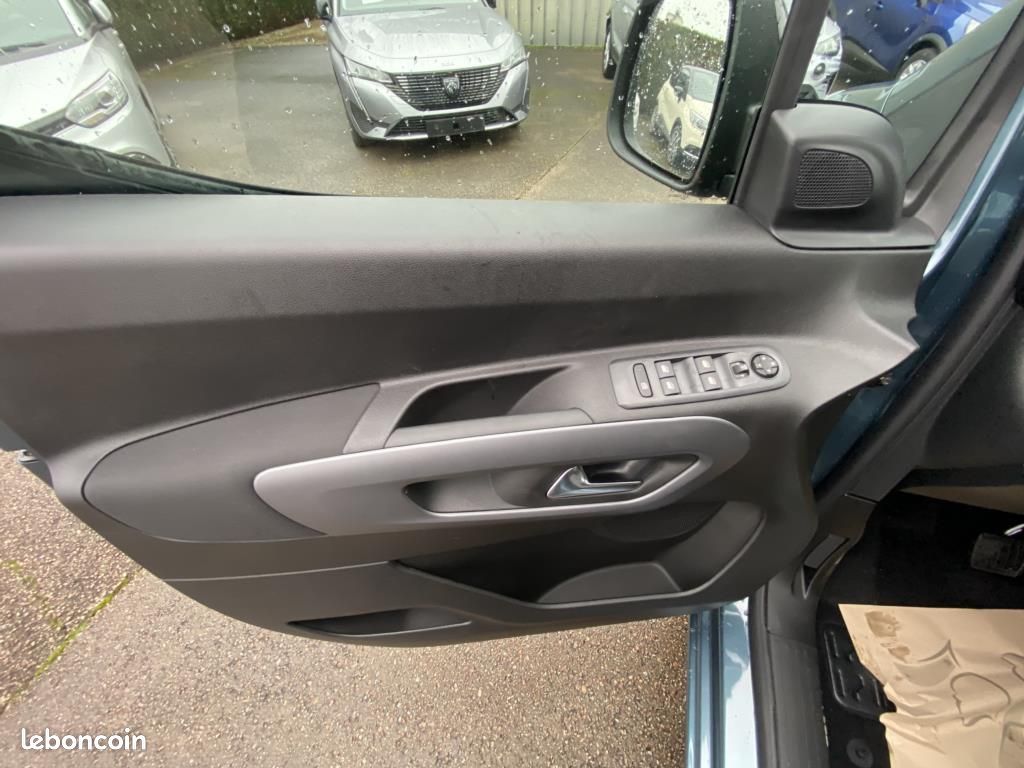Citroën Berlingo 1.5 BLUE HDI 130 CH M PLUS EAT8 (image 21)