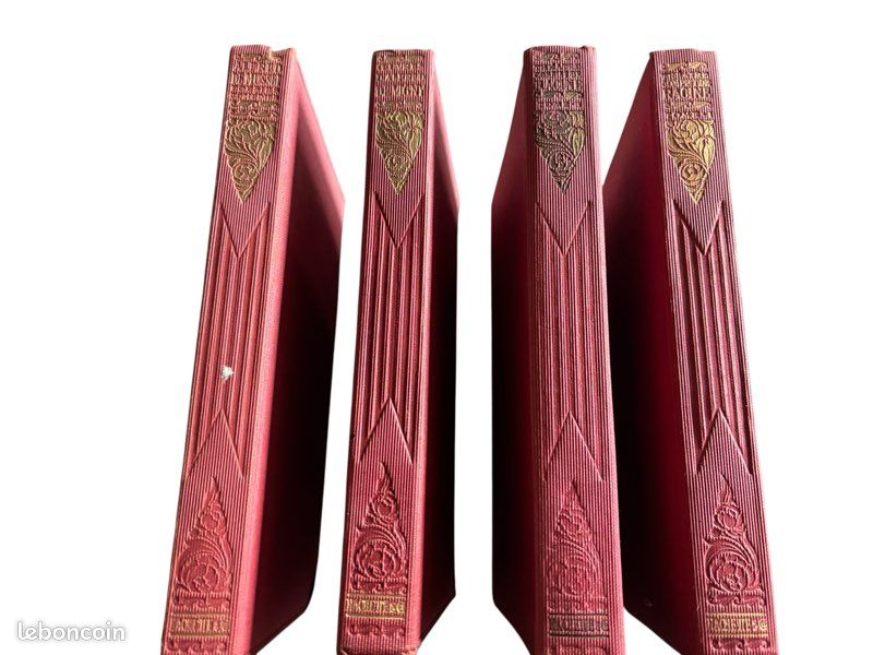 Superbe lot de 4 livres anciens reliés rouges Hachette – Déco bibliothèque – Racine, Musset, Vigny environ 1930 (image 2)