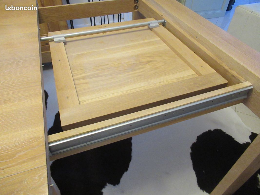 Table en chêne clair blanchi (image 3)