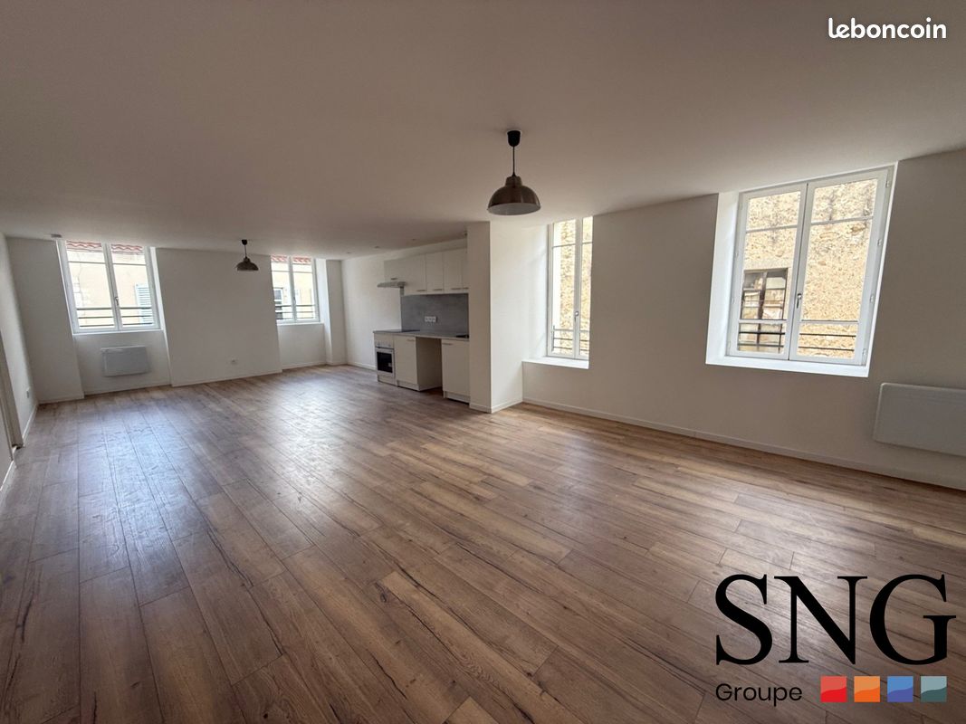Appartement 3 pièces 74 m² · à Mazamet · 74 m² · 630 €