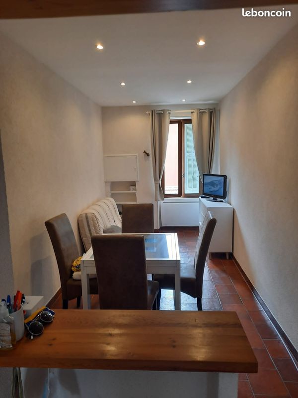 Appartement 3 pièces 43 m² · à Beausoleil · 43 m² · 1 400 €/mois