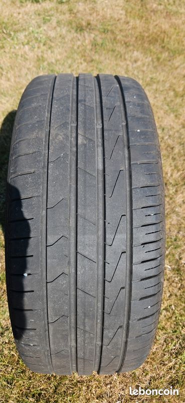 2 pneus Hankook 225/45R17 (image 3)