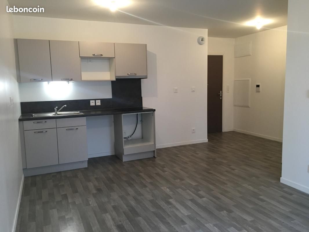 Appartement 3 pièces 54 m² · à Saint-Jean-de-Braye · 54 m² · 678 €