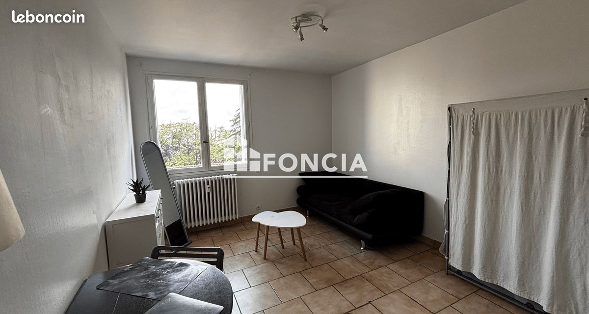 Appartement 1 pièce 18 m² · à Agen · 18 m² · 370 €/mois