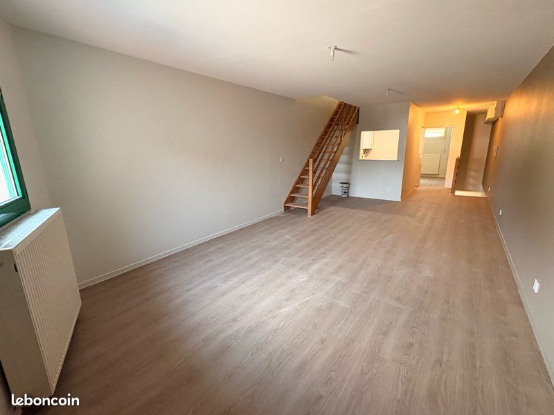 Appartement 4 pièces 120 m² · à Chaumont · 120 m² · 700 €