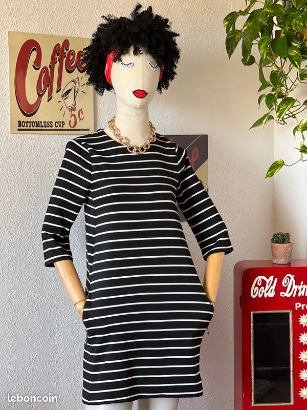 Mannequin avec jambes bras articulés bois / tête / pied / buste en lin écru + perruque - buste couture (image 11)