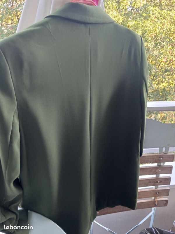 Blazer femme vert olive, taille 36. Mango (image 2)