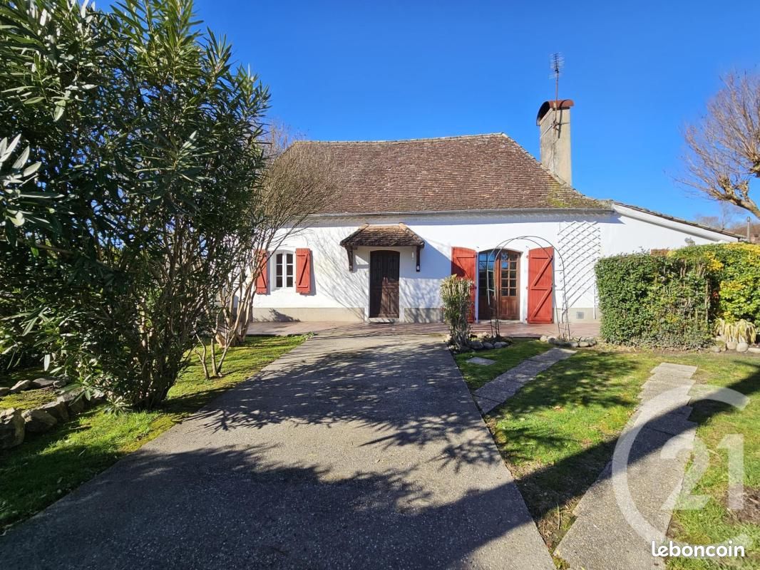 Maison 3 pièces 104 m² · à Orthez · 104 m² · 120 000 €