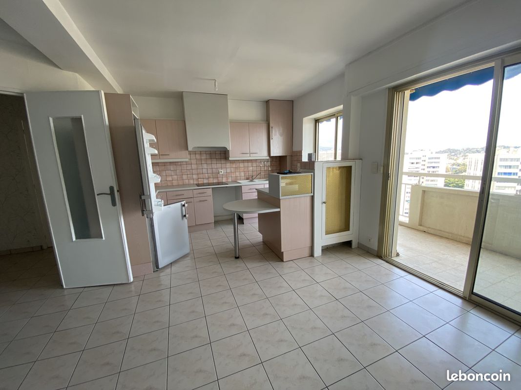 Appartement a louer toulon - 3 pièce(s) - 68 m2 - Surfyn