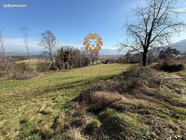 Terrain 1078 m² Chanay