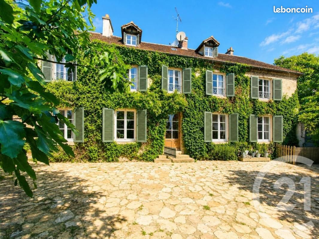 Maison 9 pièces 201 m² · à Valmondois · 201 m² · 470 000 €