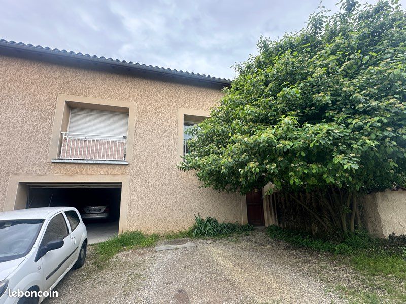 Appartement 3 pièces 82 m² · à Saint-Quentin-Fallavier · 82 m² · 230 000 €