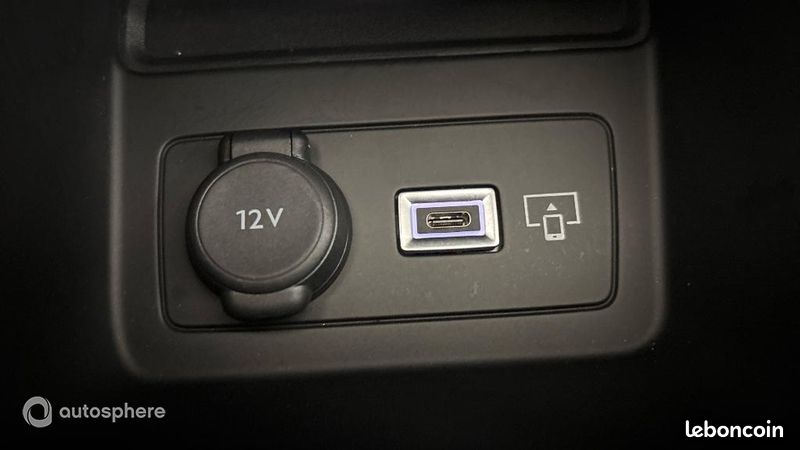Peugeot 308 1.2 Hybrid 145ch Style e-DCS6 (image 30)