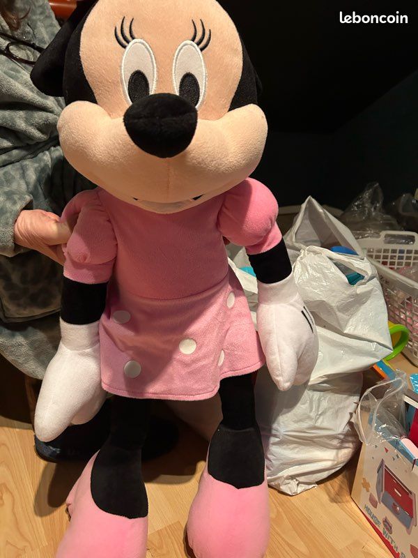 Peluche Minnie (image 1)