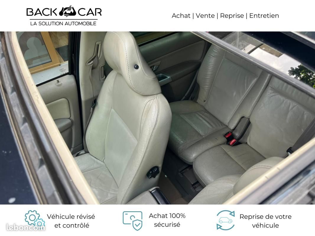 Volvo XC90 D5 AWD 185 Summum 5pl Geartronic A (image 10)