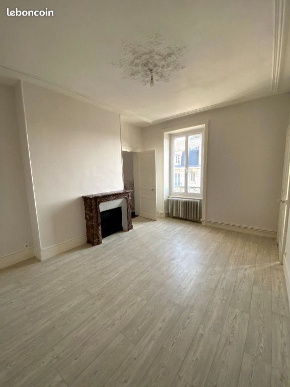 Appartement 4 pièces 98 m² · à Limoges · 98 m² · 730 €