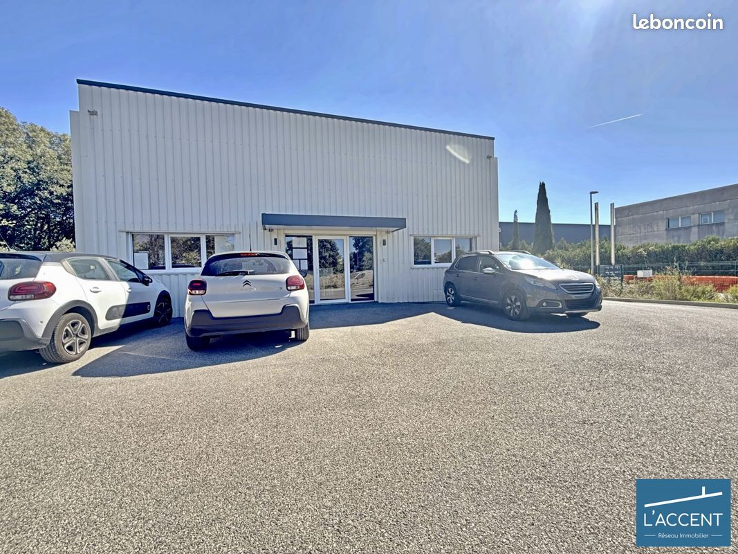 Autre 400 m² Nîmes · 400 m² · 950 000 €