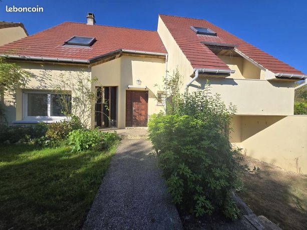 Maison 7 pièces 136 m²