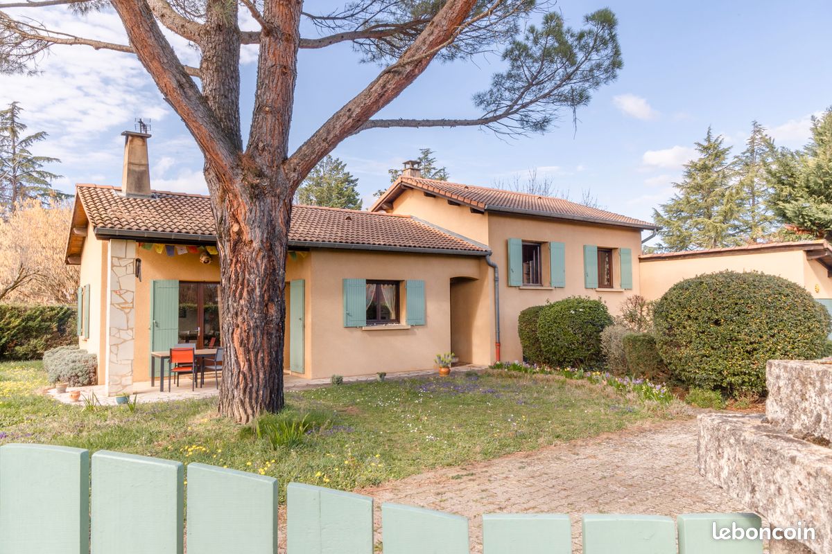 Maison 5 pièces 95 m² · à Génissieux · 95 m² · 280 000 €