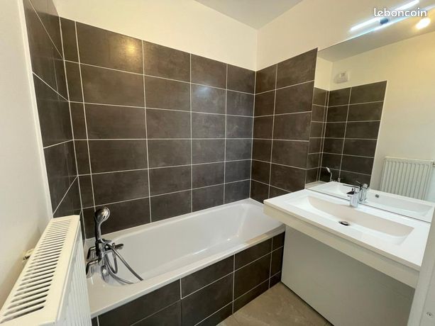 Maison a louer serris - 5 pièce(s) - 98 m2 - Surfyn