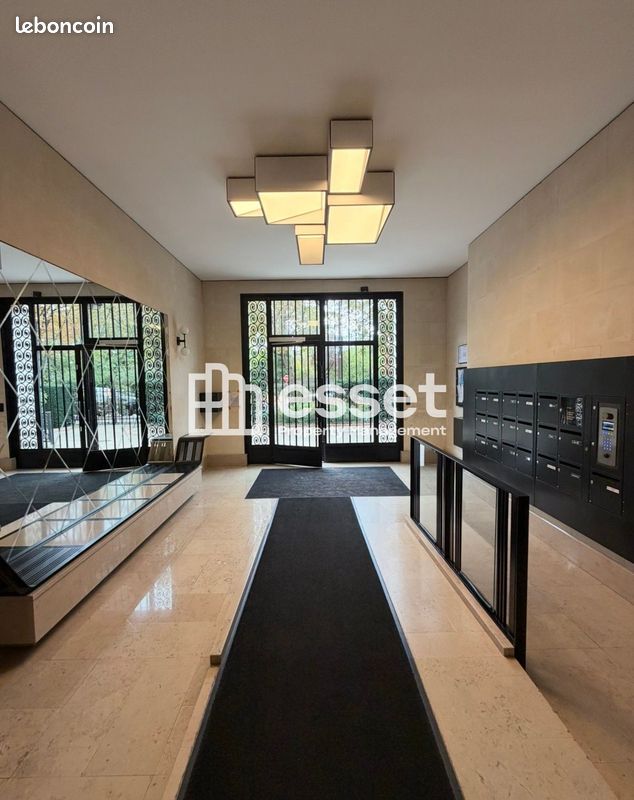 Appartement 7 pièces 223 m² · à Neuilly-sur-Seine · 223 m² · 6 524 €/mois