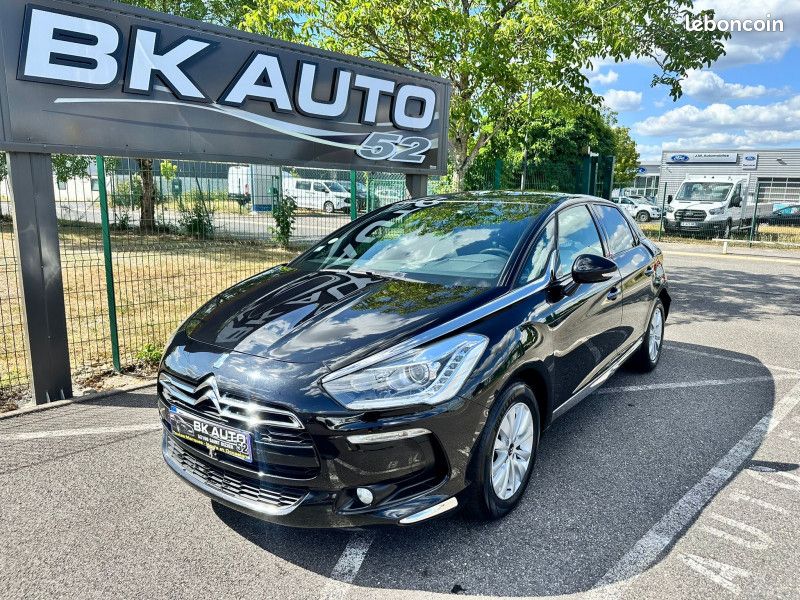 Citroen DS5 1.6 BLUEHDI120 SO CHIC S&S (image 15)