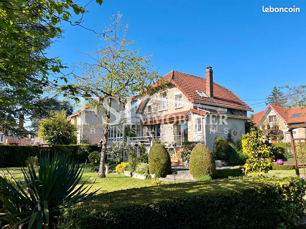 Maison 5 pièces 142 m² · à Saint-Leu-la-Forêt · 142 m² · 769 000 €