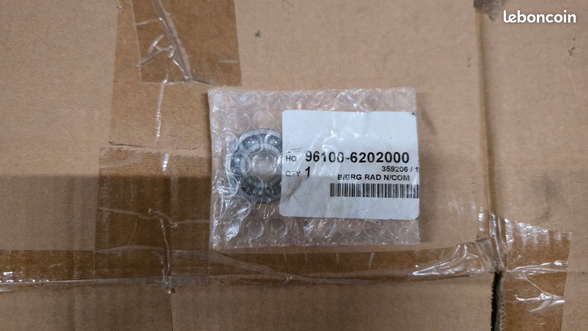 (1) 10 Pieces par annonce Pieces Neuf Honda CB 450 K (image 2)