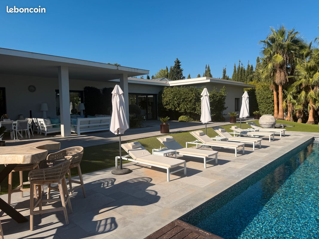 Maison 6 pièces 325 m² · à Grimaud · 325 m² · 4 590 000 €