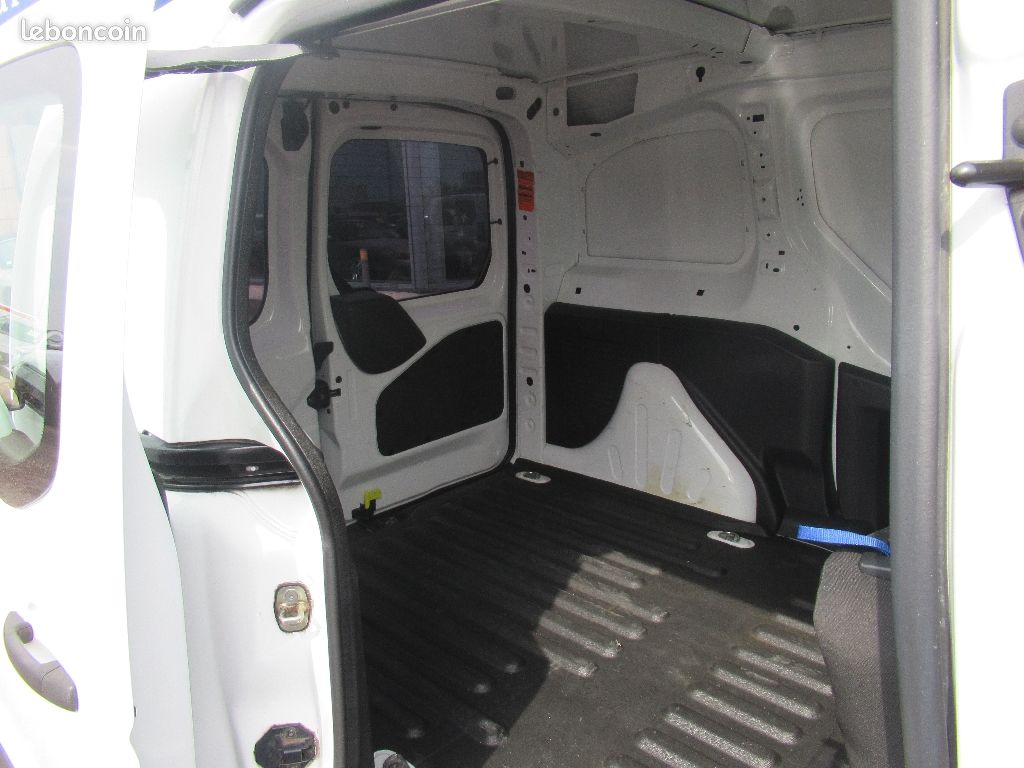 Citroën Berlingo CABINE 1.6HDI 100ch CONFORT (image 9)