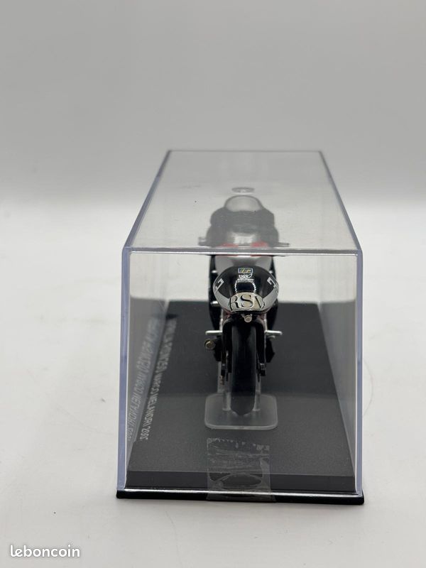 MINICHAMPS 1/12 APRILIA RSV250 MS MARCO MELANDRI WORLD CHAMPION GP 2002 EUR 110,00 - FR