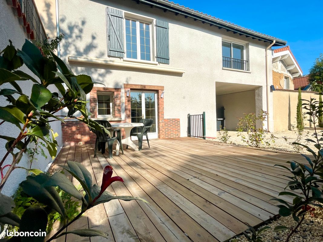 Maison 5 pièces 130 m² · à Francheville · 130 m² · 1 480 €/mois