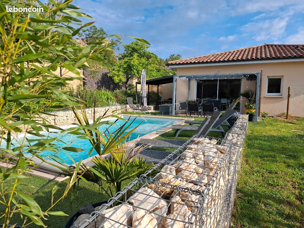 LOCATION UCEL : La maison des papillons de dugradus piscine chauffée (image 3)