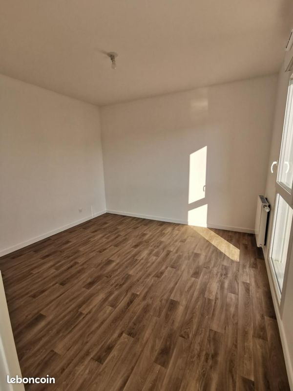 Appartement 2 pièces 39 m² · à Vaulx-en-Velin · 39 m² · 603 €/mois