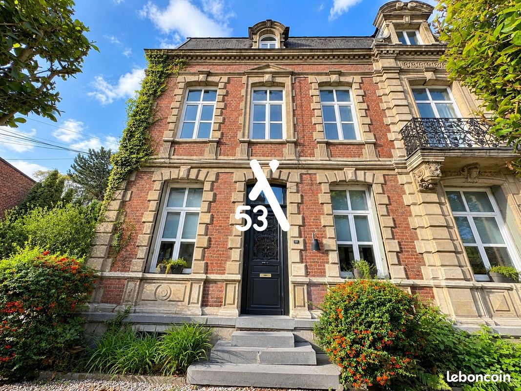 Maison 7 pièces 201 m² (image 1)