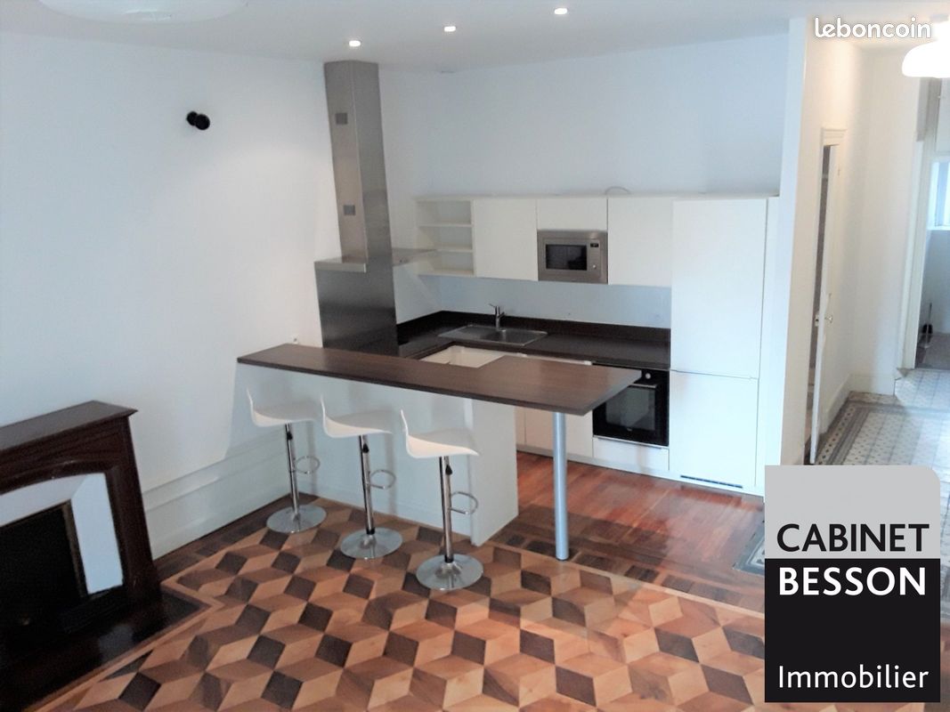 Appartement 3 pièces 75 m² · à Grenoble · 75 m² · 1 037 €