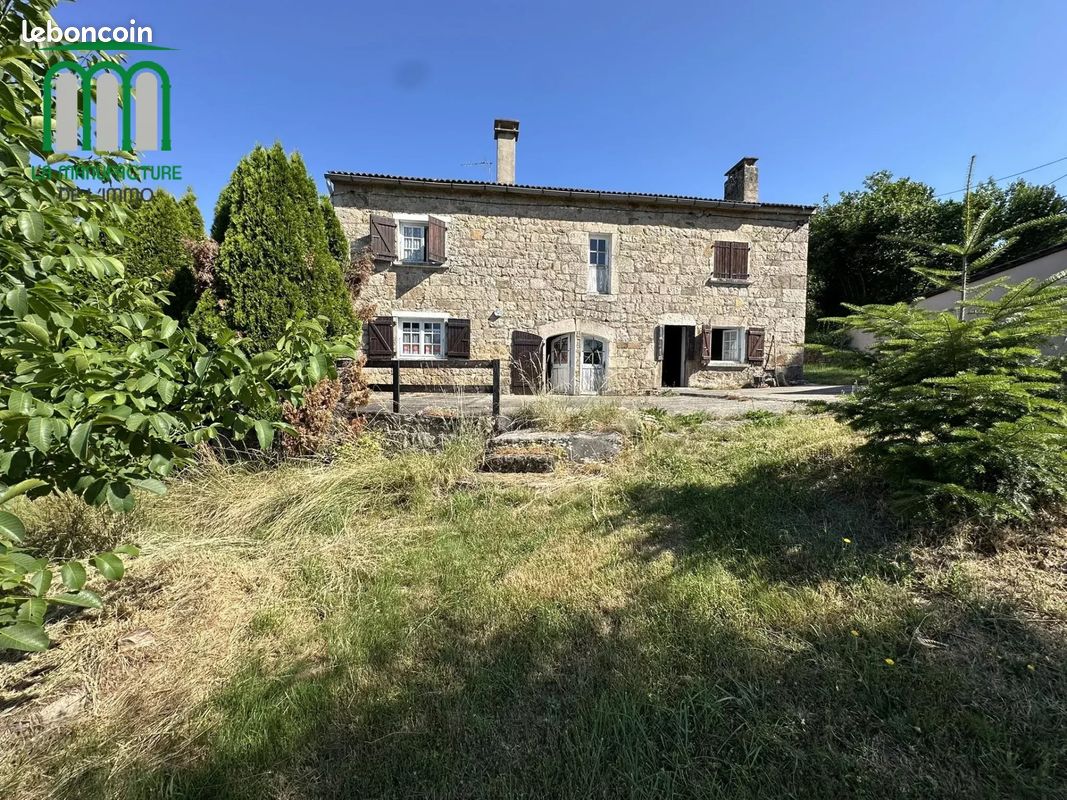Maison 5 pièces 143 m² · à Lapte · 143 m² · 98 000 €