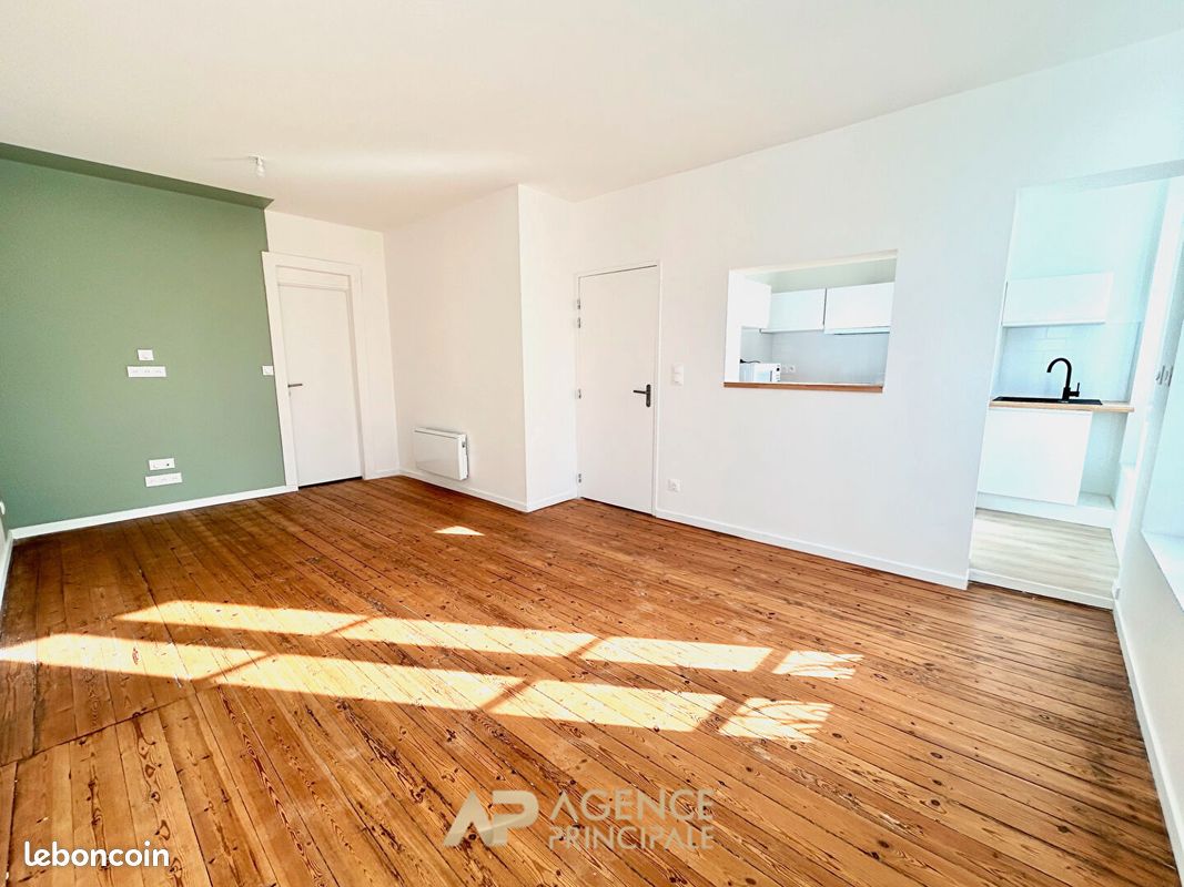 Appartement 2 pièces 37 m² · à La Rochelle · 37 m² · 243 000 €