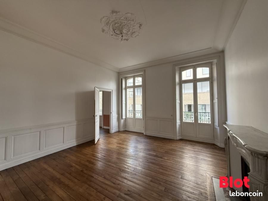 Appartement 6 pièces 133 m² · à Rennes · 133 m² · 1 375 €/mois